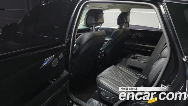 Genesis GV80 2.5T Бензин AWD — Фото автомобиля 11