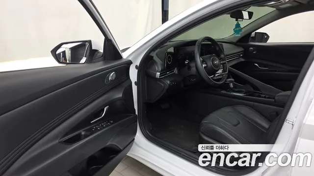 Hyundai Avante — Фото автомобиля 15