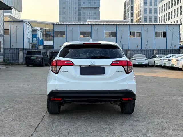 Honda Vezel — Фото автомобиля 5