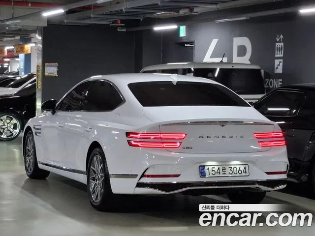 Genesis G80 RG3 — Фото автомобиля 2