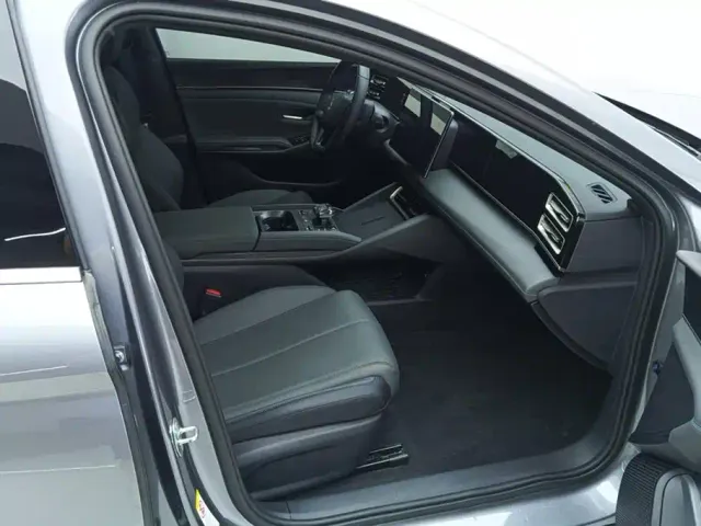 BYD Qin L — Фото автомобиля 8
