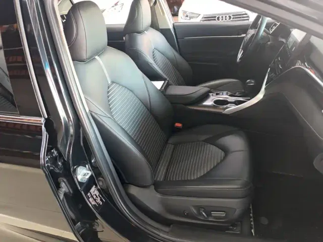 Toyota Camry — Фото автомобиля 24