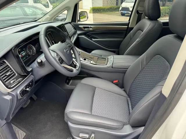GAC Trumpchi M8 — Фото автомобиля 9