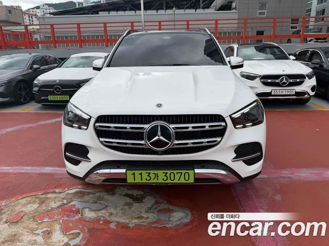 Mercedes-Benz GLE-Class — Фото автомобиля 2