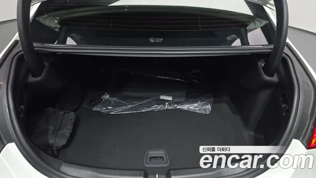 Mercedes-Benz C-Class W205 — Фото автомобиля 29