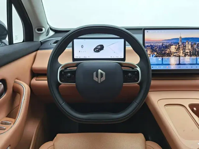 Leapmotor C16 — Фото автомобиля 11