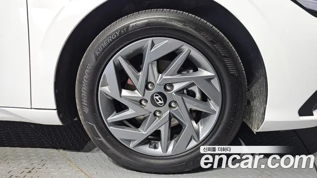 Hyundai Avante CN7 — Фото автомобиля 6