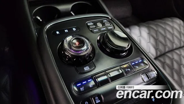 Genesis G90 — Фото автомобиля 8