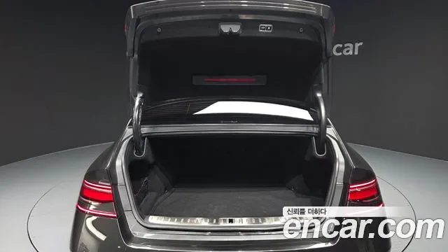 Genesis G90 Бензин 3.5 турбо AWD — Фото автомобиля 18