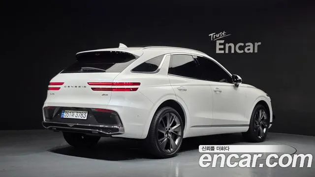 Genesis GV70 — Фото автомобиля 2