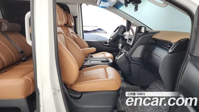 Hyundai Staria — Фото автомобиля 16