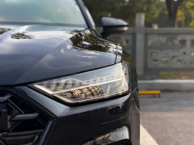 Audi A7L — Фото автомобиля 6