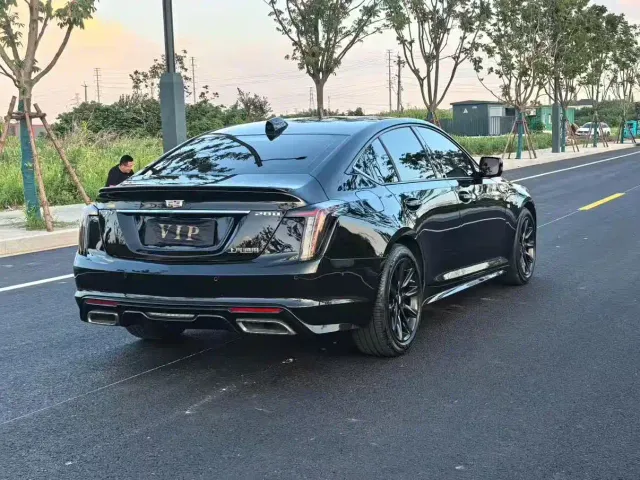 Cadillac CT5 — Фото автомобиля 8