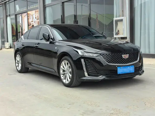 Cadillac CT5 — Фото автомобиля 3