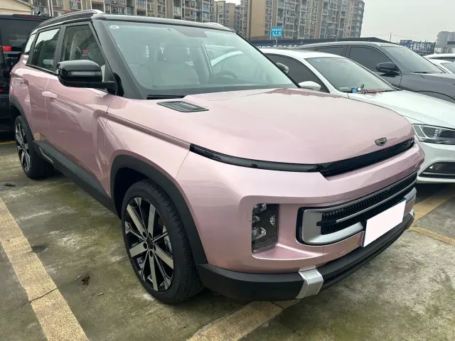 Geely ICON — Фото автомобиля 3