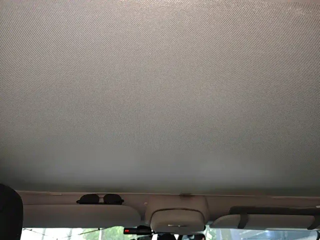 Tesla Model 3 — Фото автомобиля 14