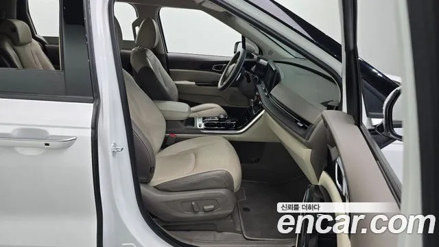 Kia Canival Carnival 4 поколение Бензин 9 мест Signature — Фото автомобиля 11
