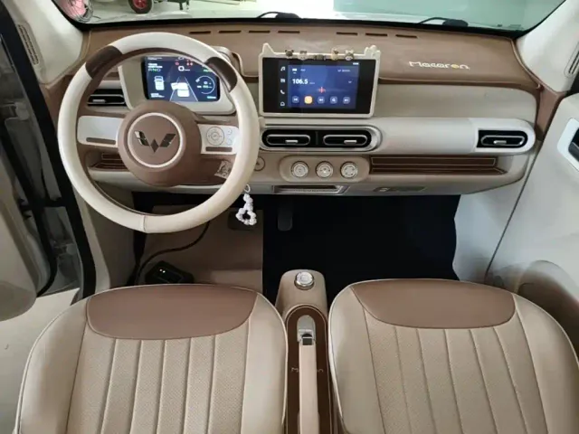 Wuling Hongguang Mini EV — Фото автомобиля 9
