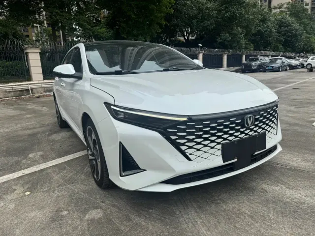 Changan Raeton Plus — Фото автомобиля 3