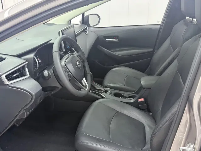 Toyota Corolla — Фото автомобиля 10