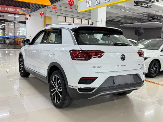 Volkswagen Volkswagen T-ROC 2022 280TSI DSG 2WD Comfort PLUS — Фото автомобиля 6