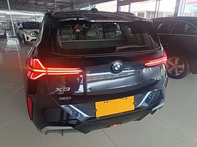 BMW X3 — Фото автомобиля 5