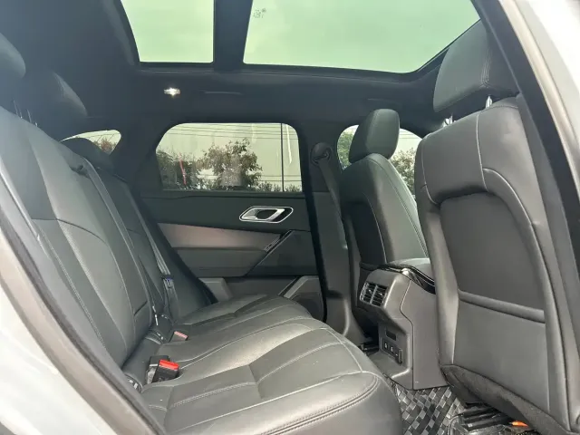 Land Rover Range Rover Velar 2024 Dynamic SE — Фото автомобиля 20
