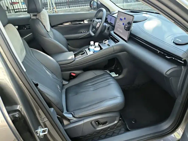 Geely Galaxy E5 — Фото автомобиля 24
