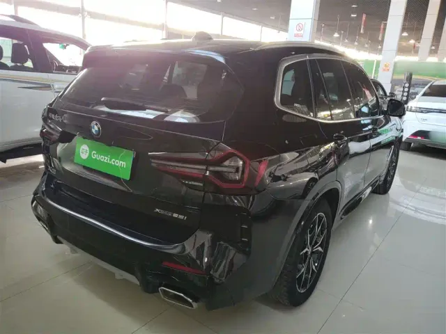 BMW X3 — Фото автомобиля 4