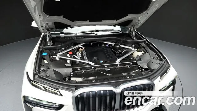 BMW X7 — Фото автомобиля 6