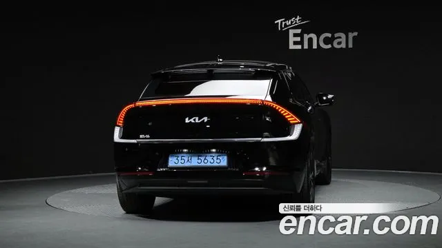 Kia EV6 — Фото автомобиля 4