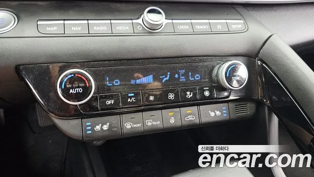 Hyundai AVANTE Avante (CN7) — Фото автомобиля 17