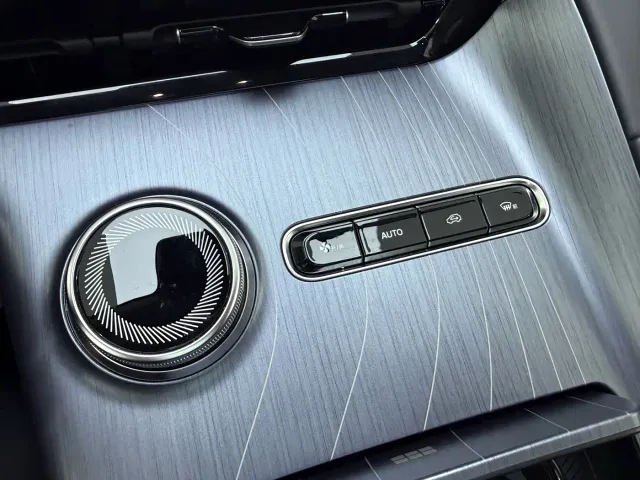 Geely Galaxy E5 — Фото автомобиля 19