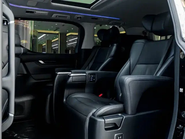 Toyota Vellfire — Фото автомобиля 29