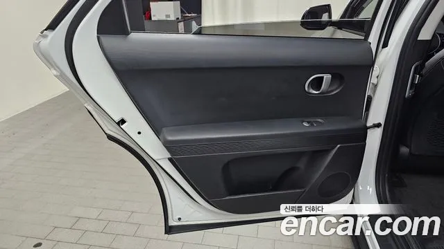 Hyundai Ioniq 5 — Фото автомобиля 14
