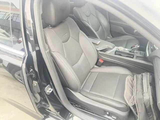Cadillac CT5 — Фото автомобиля 24