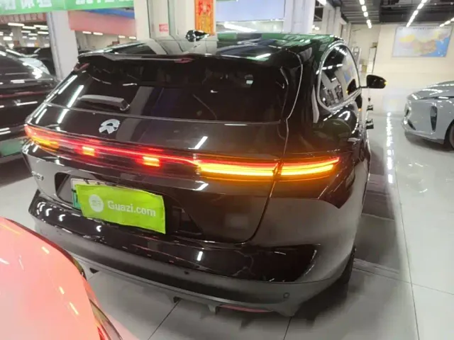 Nio ET5 Touring — Фото автомобиля 5