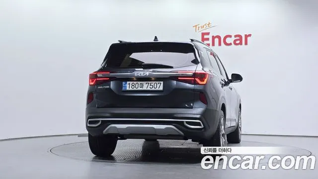 Kia Seltos Seltos Бензин 1.6 турбо 2WD — Фото автомобиля 4