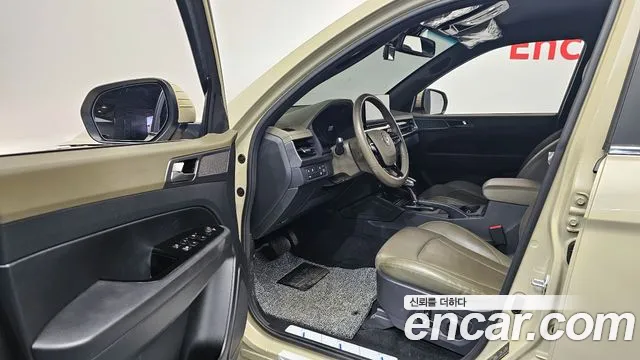 KG_Mobility_Ssangyong Rexton Новый Rexton Sport Khan Дизель 2.2 4WD — Фото автомобиля 11