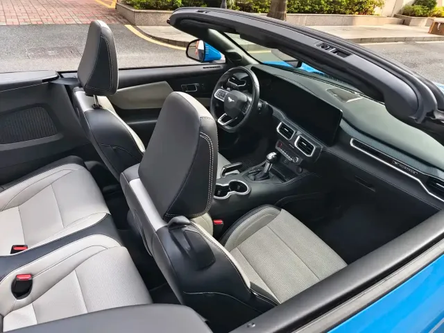 Ford Mustang 2024 2.3T EcoBoost Convertible Sport Edition — Фото автомобиля 8