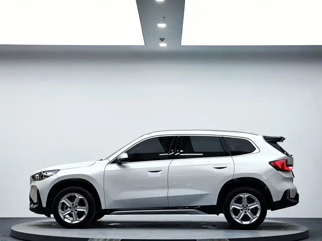 BMW X1 — Фото автомобиля 5