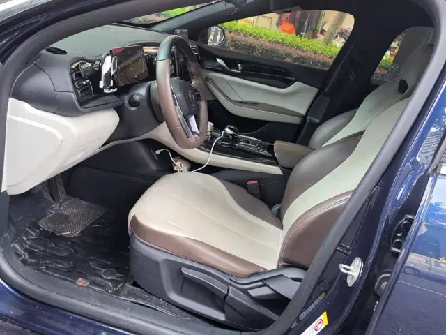 BYD Qin PLUS — Фото автомобиля 8