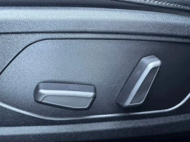 Hyundai Elantra — Фото автомобиля 22