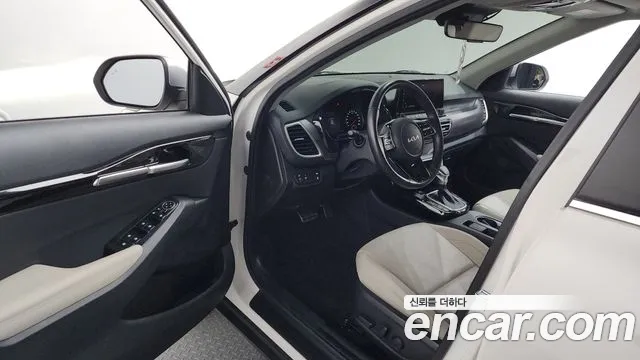 Kia Seltos Seltos Бензин 1.6 турбо 2WD — Фото автомобиля 10