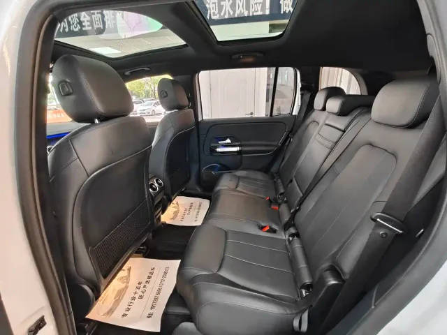 Mercedes-Benz EQB — Фото автомобиля 8