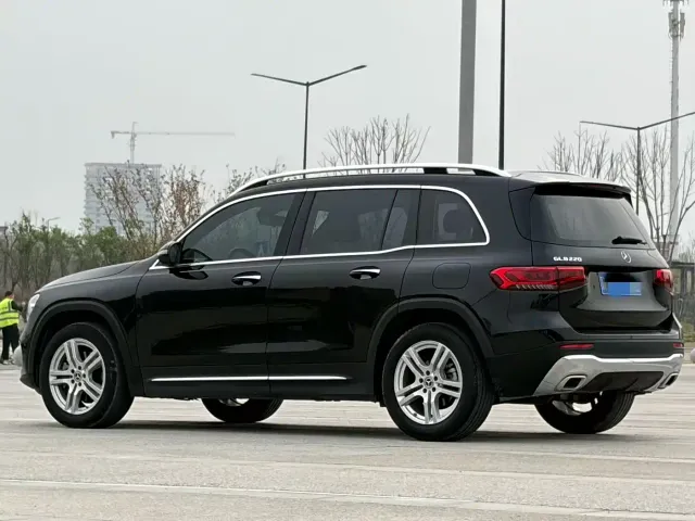 Mercedes-Benz GLB-Class — Фото автомобиля 6