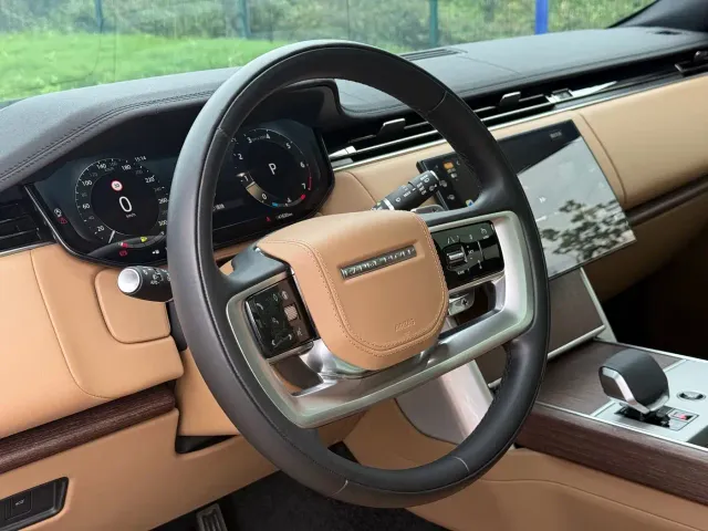 Land Rover Range Rover — Фото автомобиля 4