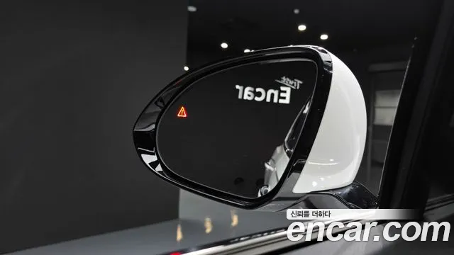 Genesis GV70 2.5T Бензин 2WD — Фото автомобиля 17