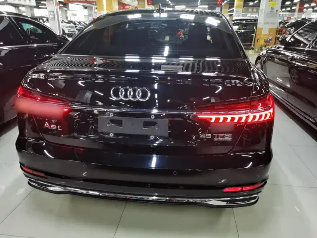 Audi A6L — Фото автомобиля 5