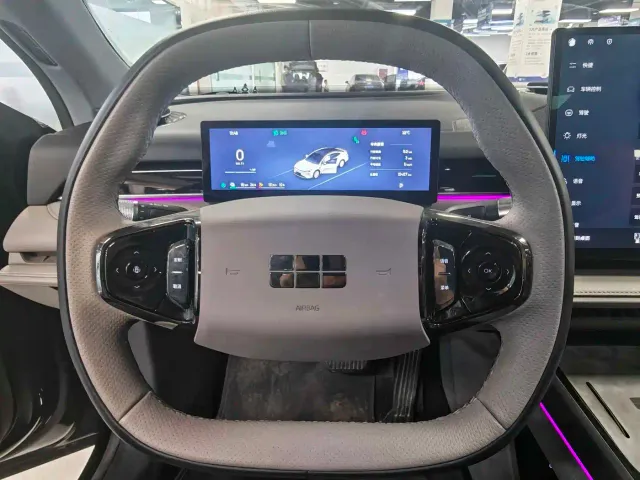 Geely Galaxy Xingyao 8 — Фото автомобиля 6